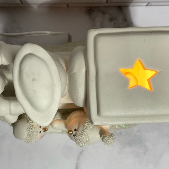 Porcelain Snow Cone Cart Nightlight - Picture 9 of 9